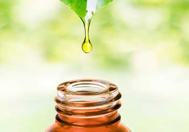 Why it’s important to use natural and organic products on your skin