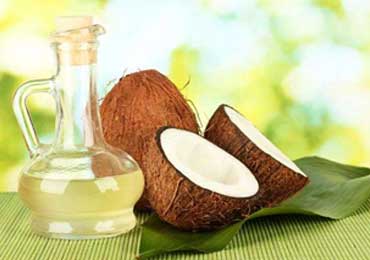 Cold pressed coconut oil benefits, here’s how you can use it for skincare and cooking